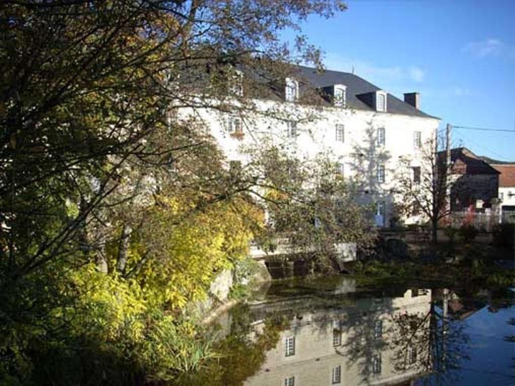 مبيت وإفطار Le Moulin De Poilly المظهر الخارجي الصورة